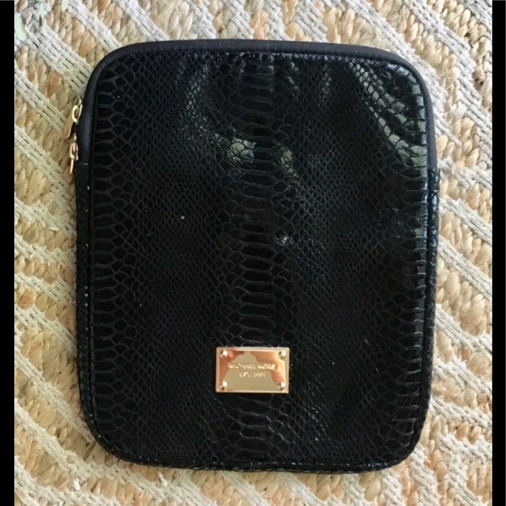 Michael Kors IPad/Tablet Case 🔥